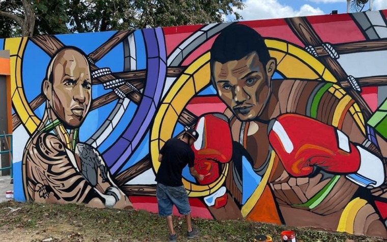 Espectaculares murales de boxeo en gimnasio Bayamón