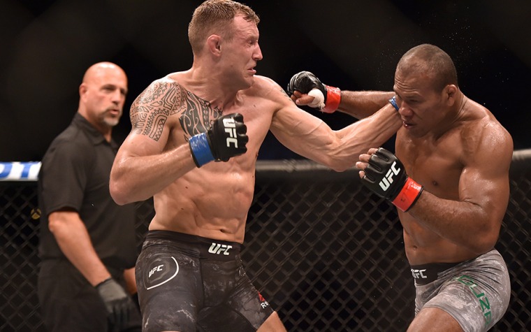 UFC: Hermansson sorprende a ‘Jacare’
