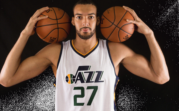 Rudy Gobert toca el saxofón por $102 millones