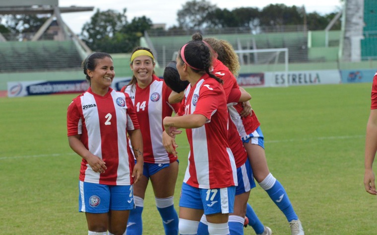 Sangre nueva en el Huracán Azul Femenino