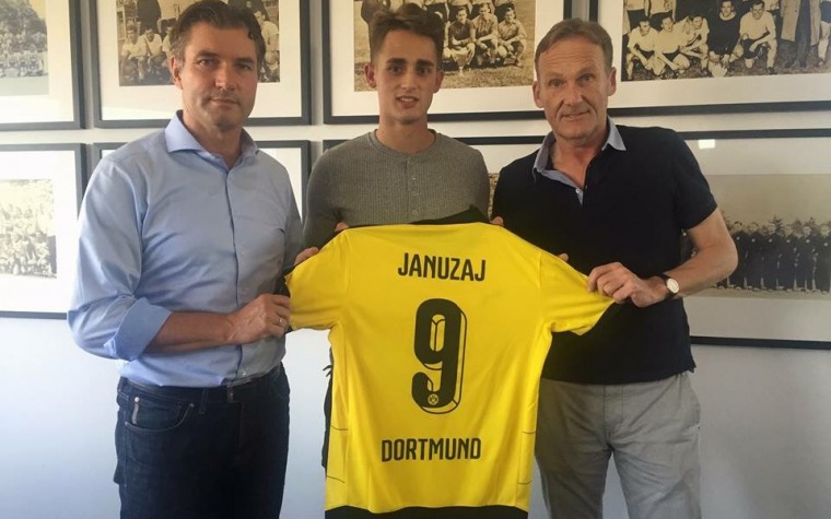 Januzaj va al Dortmund