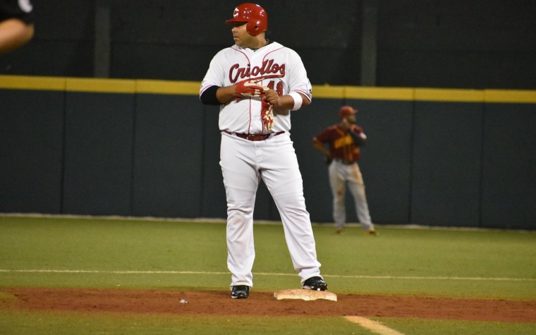 Cangrejeros dejan en el terreno a Criollos