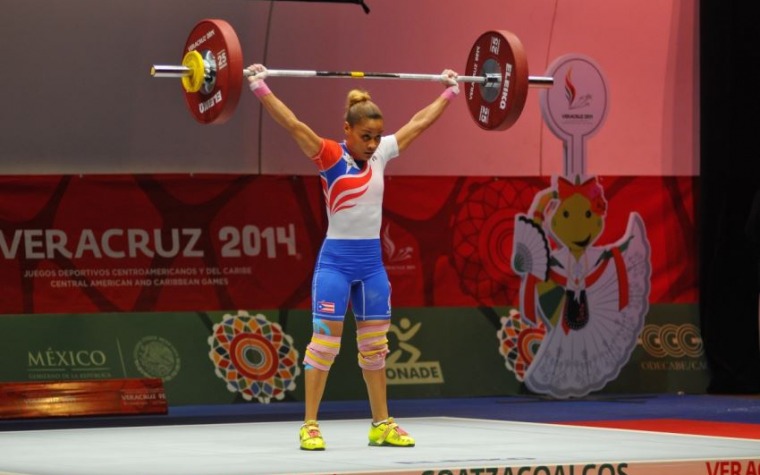 Lely Burgos a levantar pesas en Río 2016