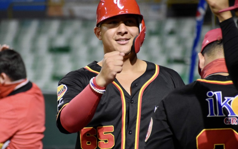 Dos bajas en los Criollos de cara a la serie final