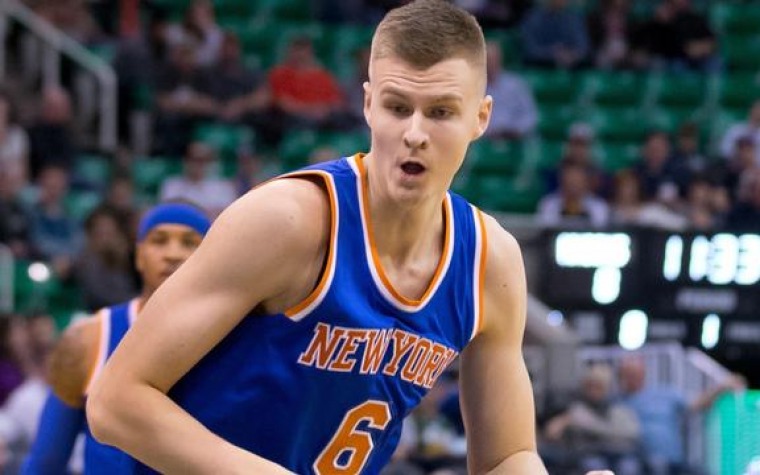 Porzingis 4to en ventas camisas