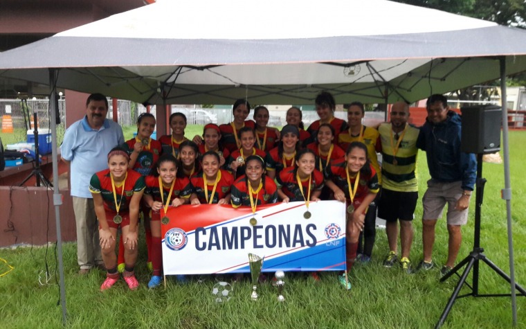 FutFem: Cayey festeja su campeonato U17