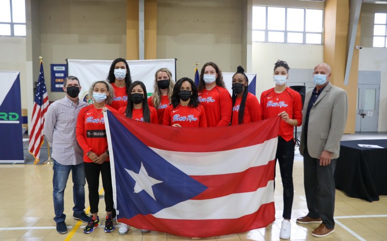 DRD reconoce Selección Nacional Baloncesto Femenino