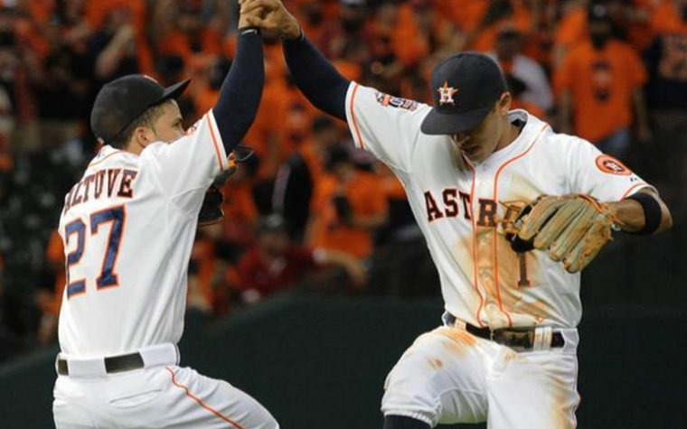 Astros pararon en 5 el slump