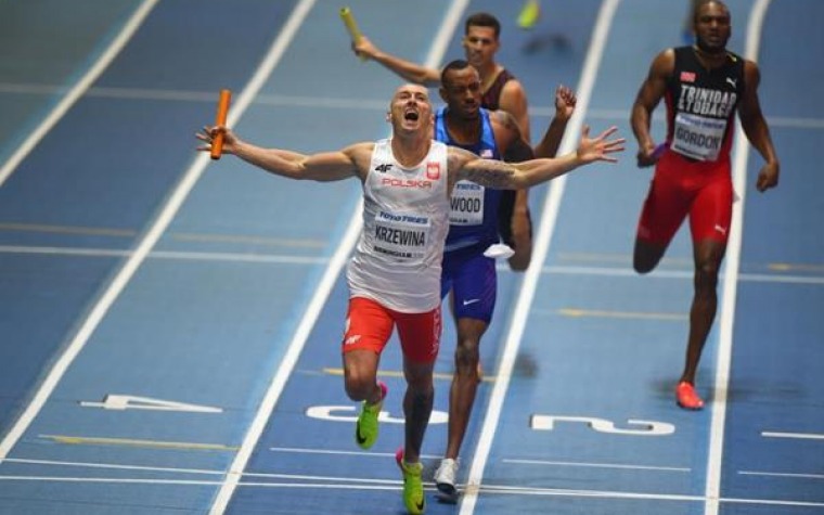 Mundial IAAF: Inesperado final en el 4 x 400