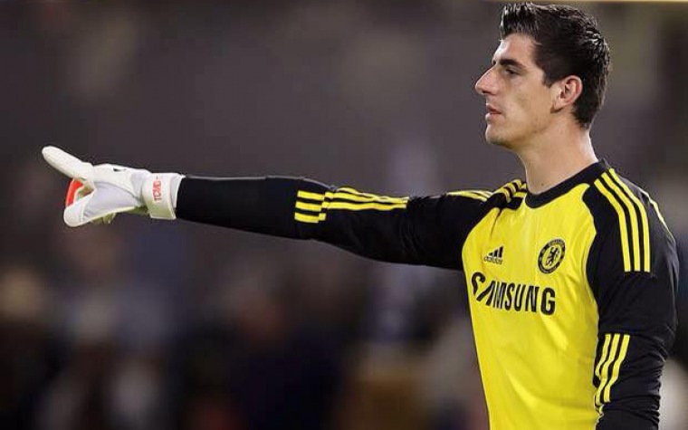 Courtois, baja por 4 meses