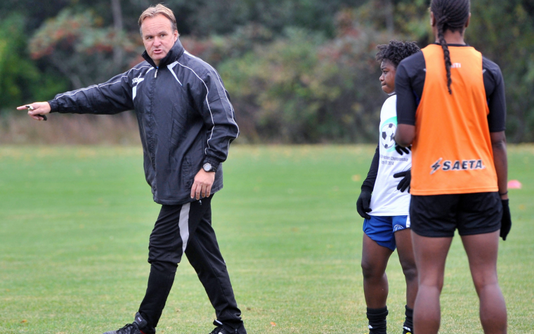 Shek, el favorito para coach NuestraSelePR FutFem