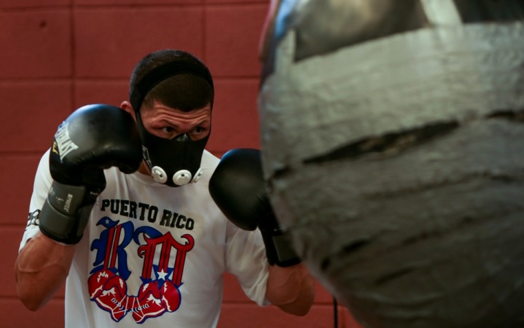 Rocky con un pie en México