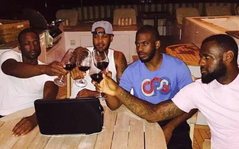 De vacaciones juntos Wade, Melo, CP3 y Lebron