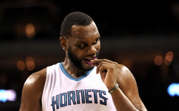 NBA suspende a Al Jefferson