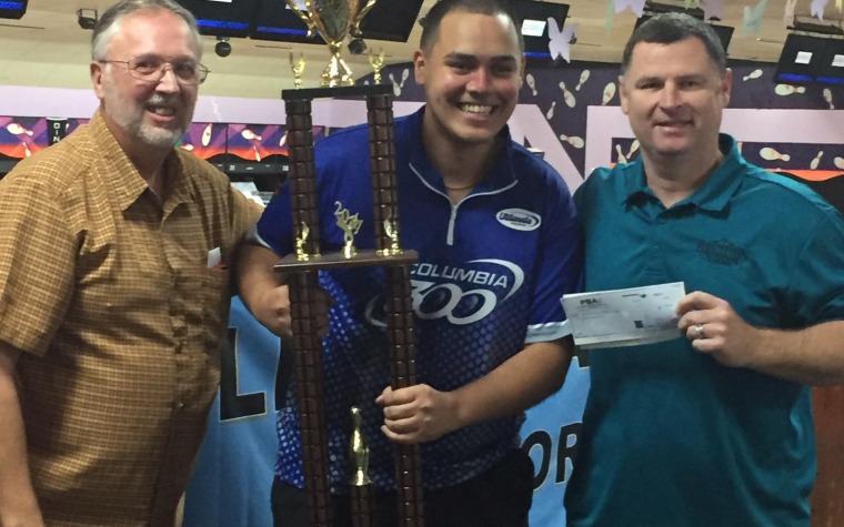 Boricua gana torneo pro bowling de la PBA