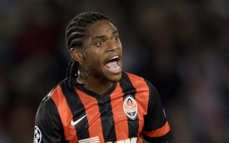 ¡El Milan anuncia el fichaje de Luiz Adriano!