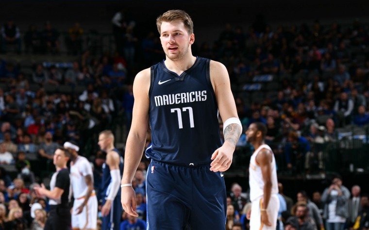 Impresionante fluidez de Luka Doncic en español