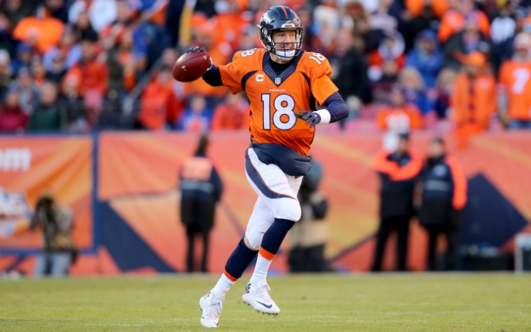 Manning guía a los Broncos