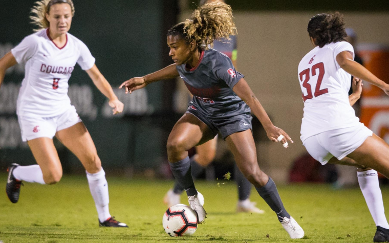 FutFem NCAA dominado por las extranjeras