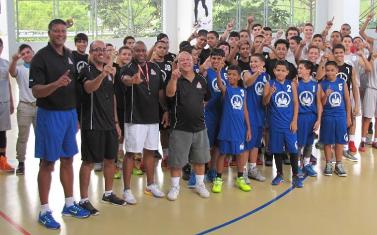 Picu y escuela especializada en Basket abre al Femenino